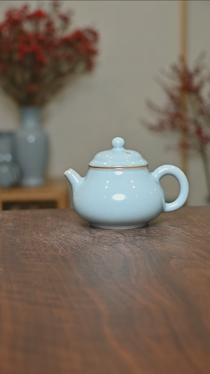 【闪购商品】其他微微瑕天青釉朱家汝窑款潘壶190毫升