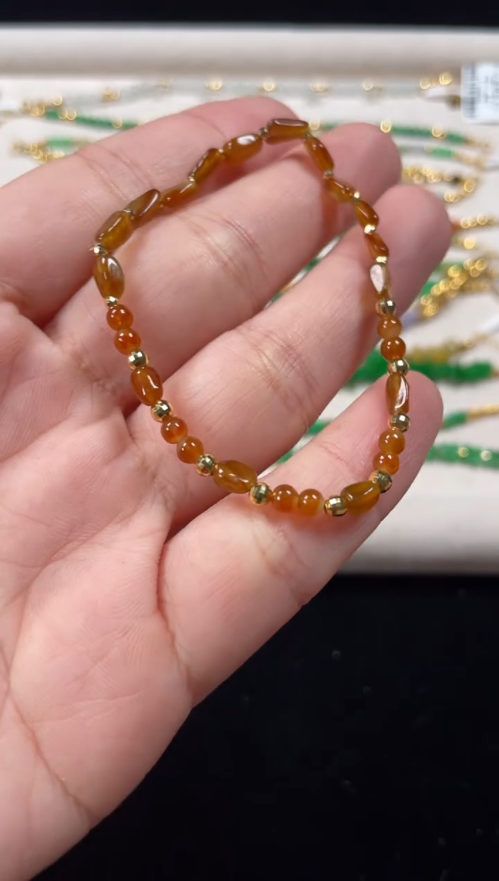 18K金镶嵌手串翡翠一个  P563