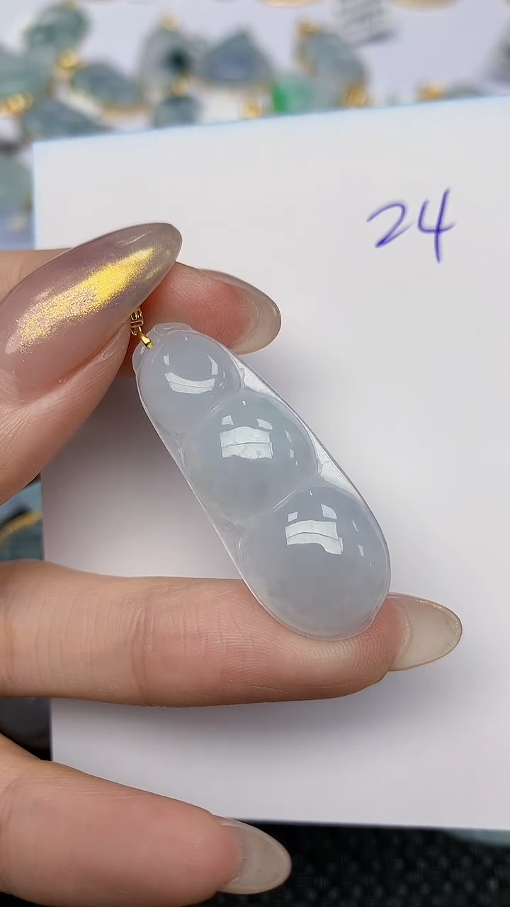 【闪购商品】翡翠颈饰18K金镶嵌   天然翡翠A货，