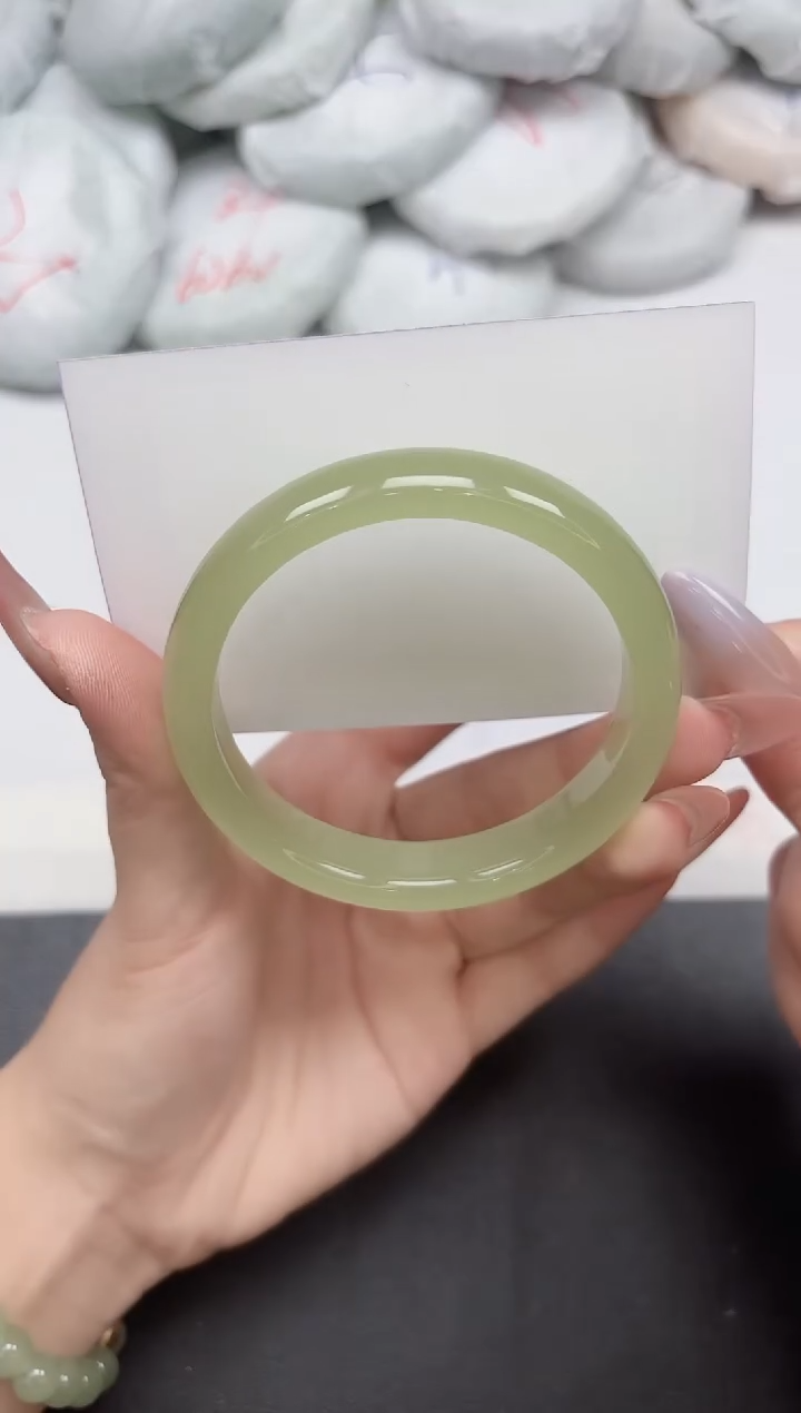 未镶嵌手镯石英质玉168-58.5