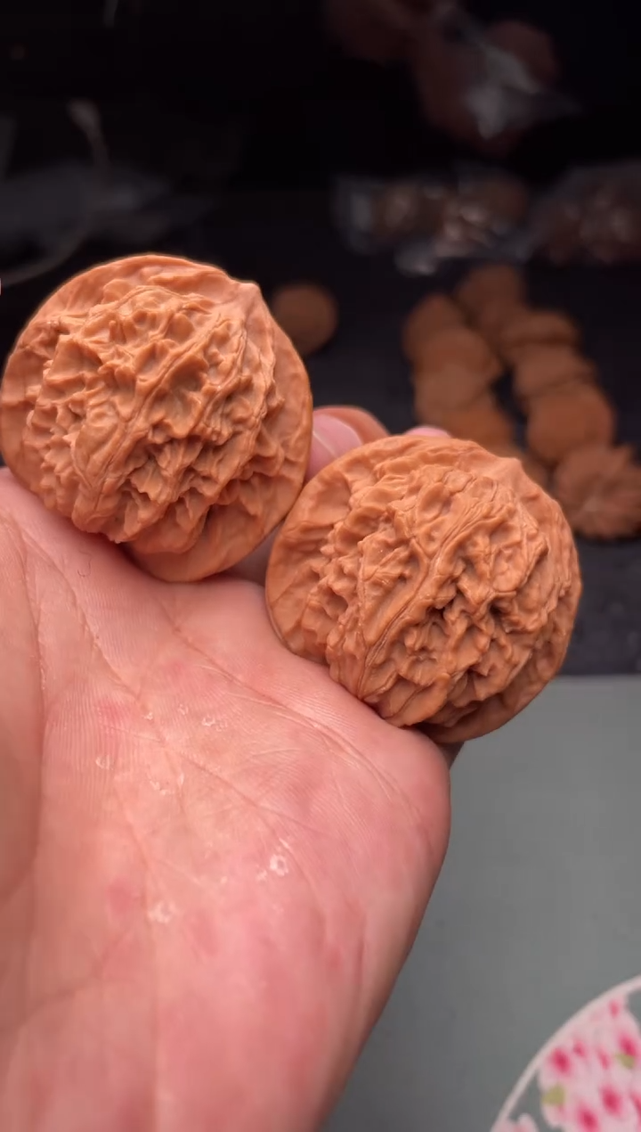 把件文玩核桃a127  盘龙纹   42尺