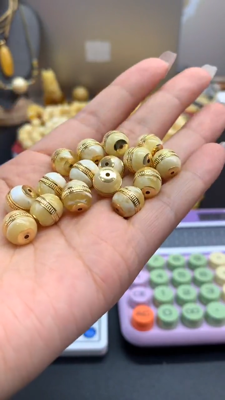 银S925镶嵌琥珀珠宝奇石2671多样性发其一默认有瑕