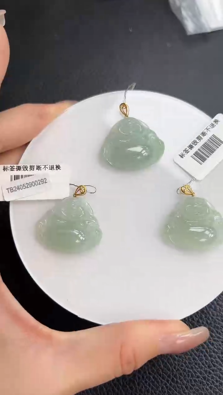 【闪购商品】翡翠颈饰18K金镶嵌佛公多样性发一