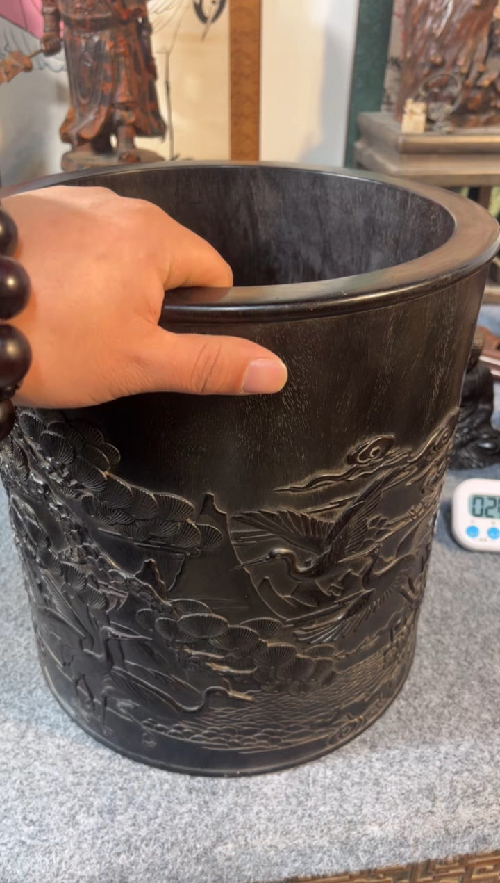 【闪购商品】贡木非常漂亮大气的笔海