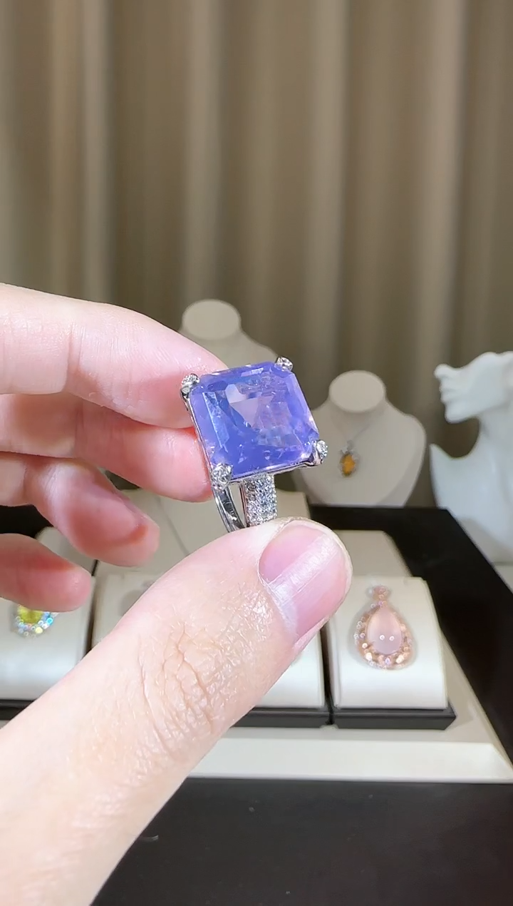 【闪购商品】水晶戒指银S925镶嵌14mm薰衣草