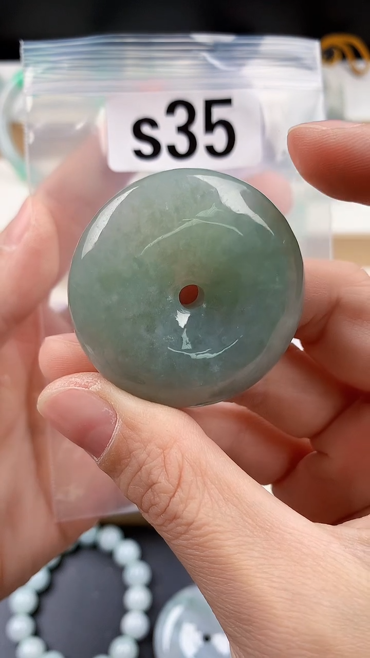 颈饰未镶嵌翡翠天然翡翠吊坠挂件