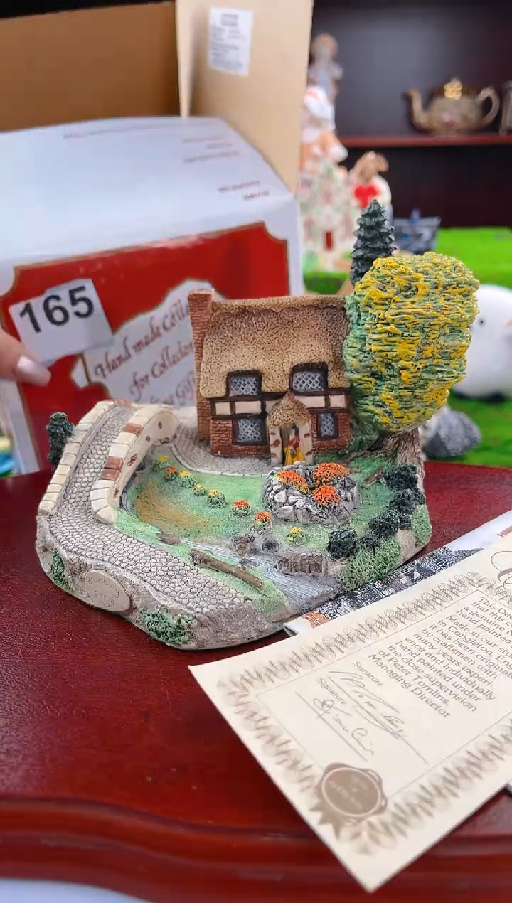 【闪购商品】紫砂茶宠中古小房子