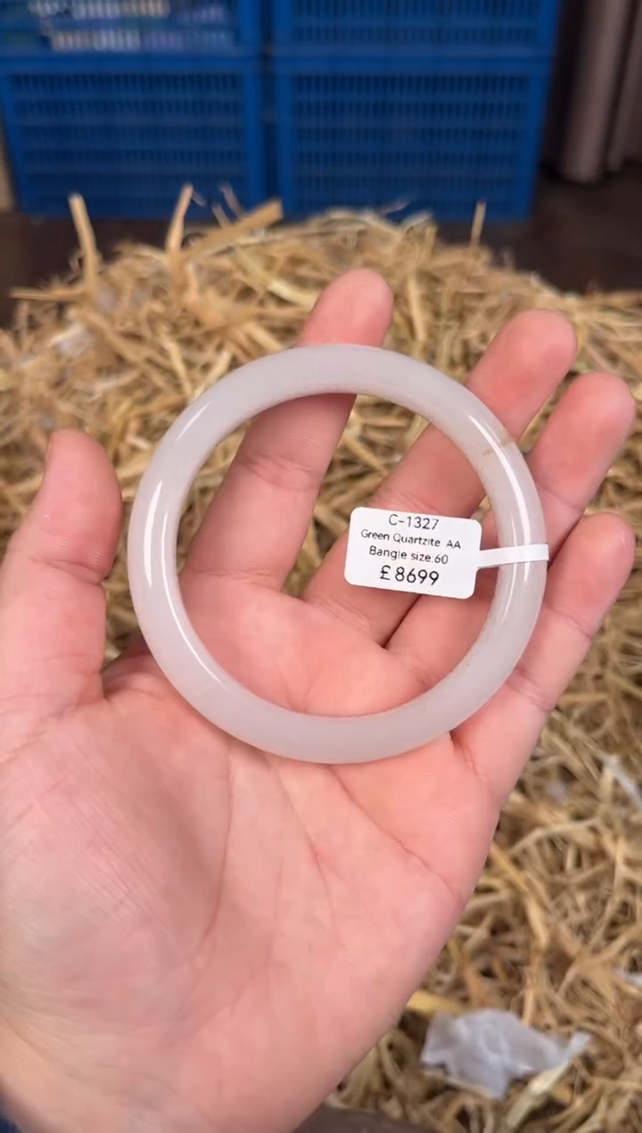 未镶嵌手镯石英质玉C1327