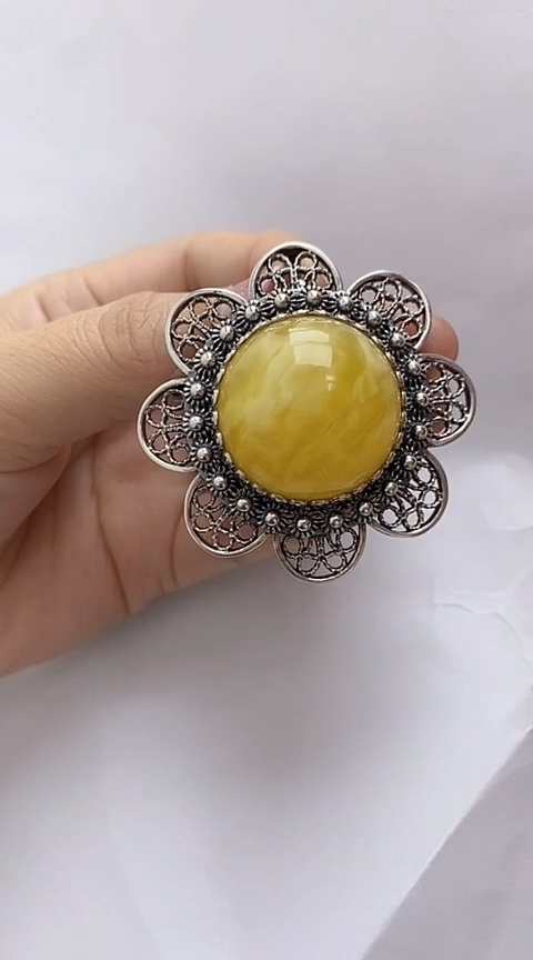 【闪购商品】琥珀裸石银S925镶嵌蜜蜡吊坠