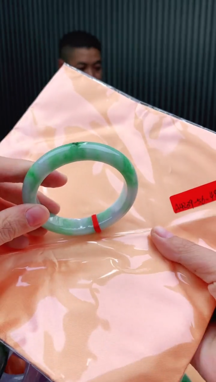 未镶嵌手镯翡翠56