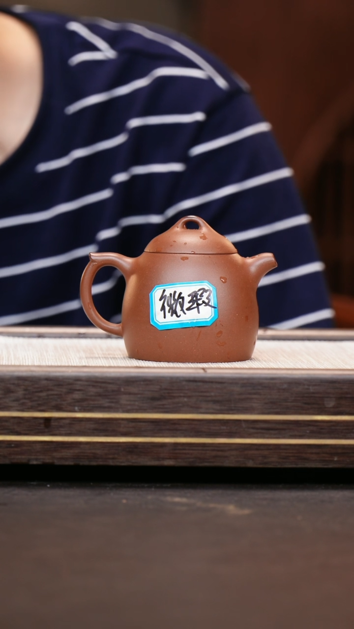 茶壶紫砂微瑕  老紫泥  秦权壶