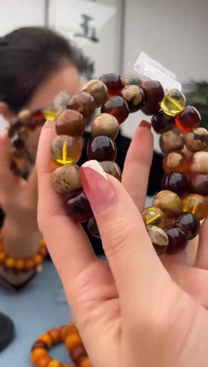 【闪购商品】琥珀珠宝奇石未镶嵌多样性发其一，假一罚十021