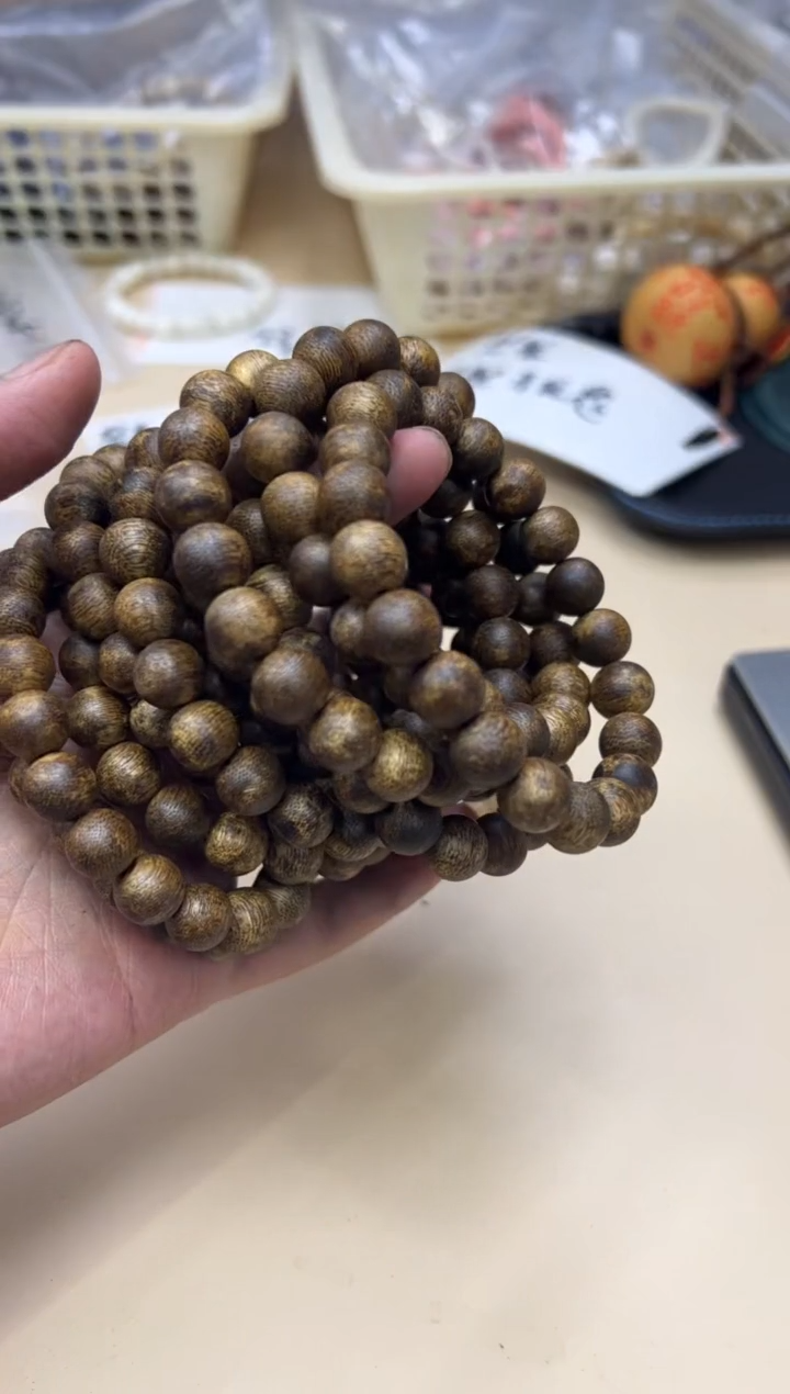 【闪购商品】沉香手串021511莺歌绿奇楠单圈多样性发其一