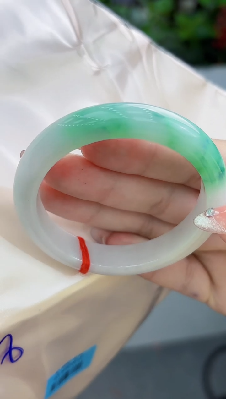 【闪购商品】翡翠手镯未镶嵌翡翠手镯