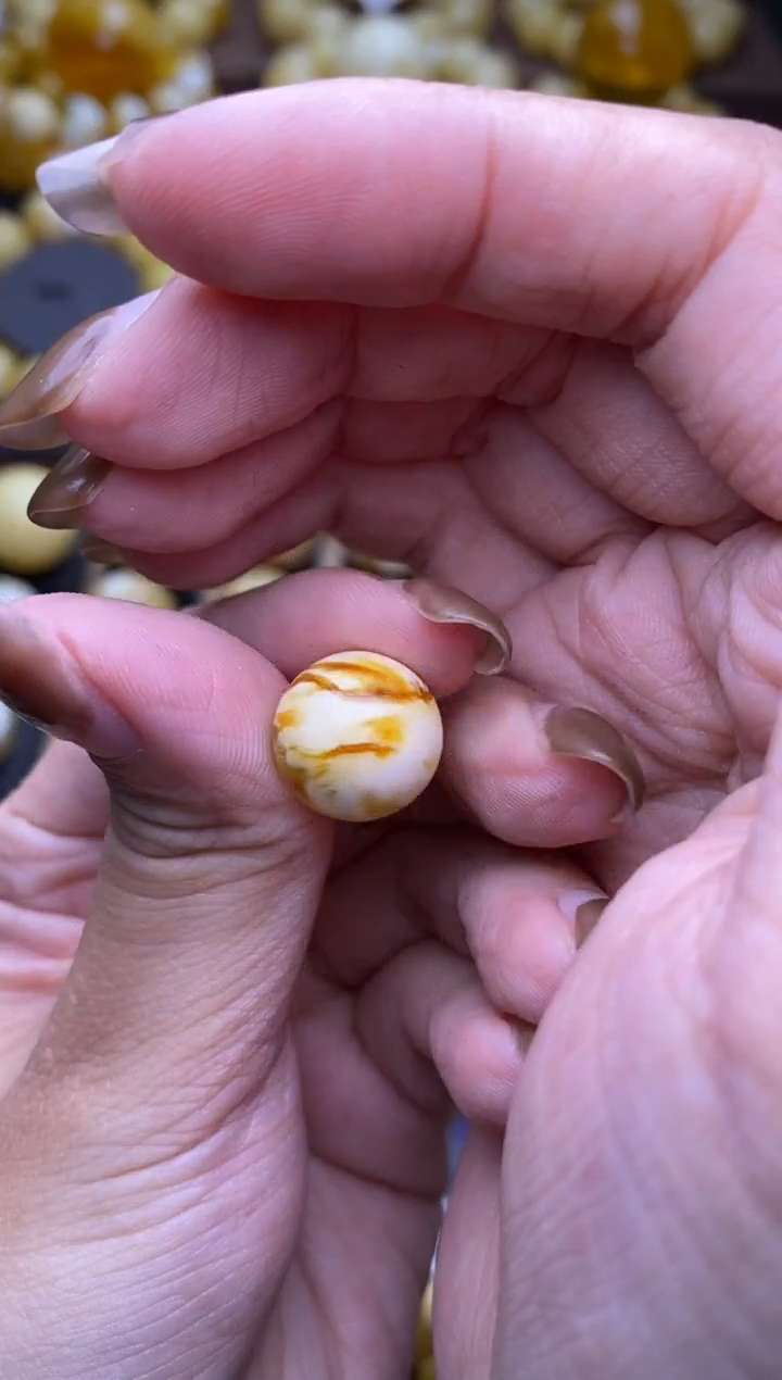 【闪购商品】琥珀裸石未镶嵌大小姐珠宝严选121