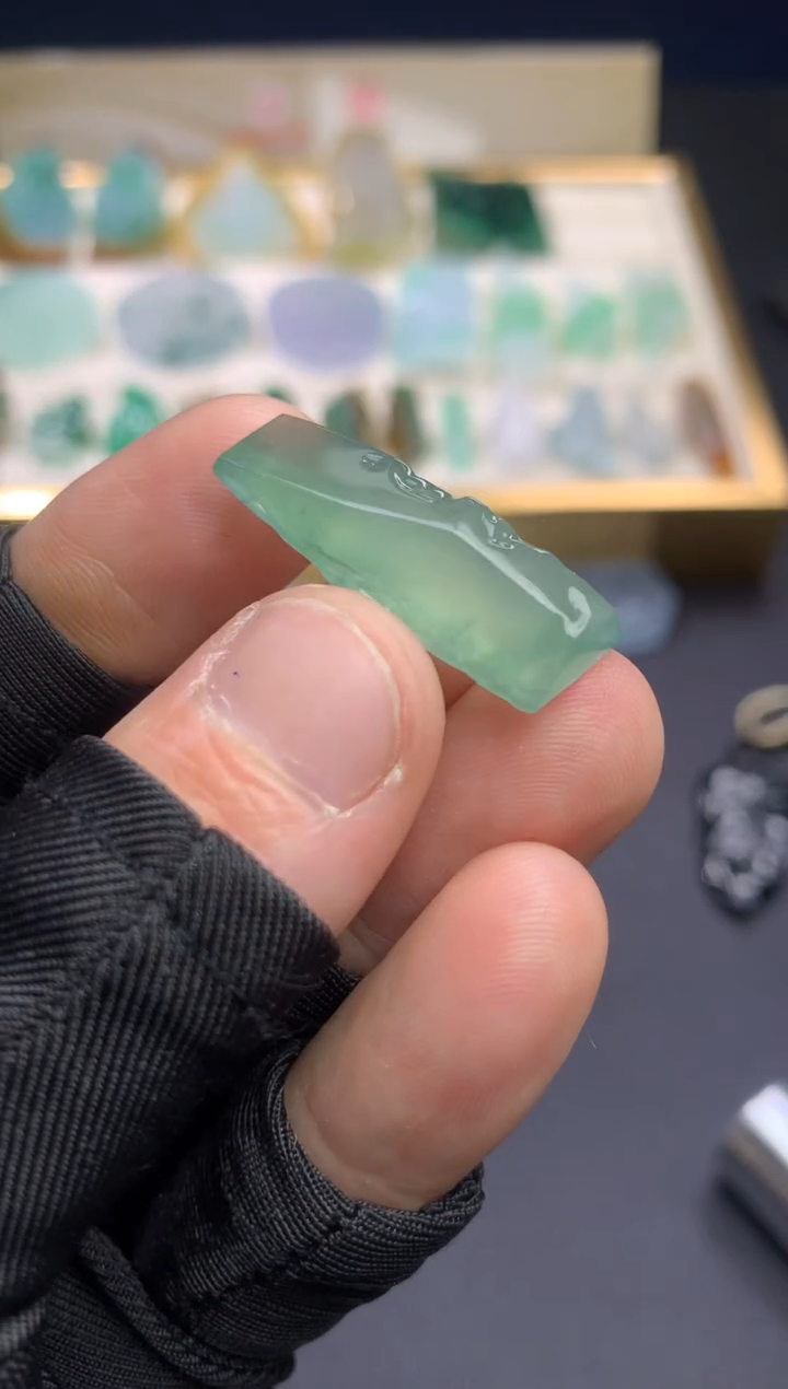 【闪购商品】定制翡翠未镶嵌