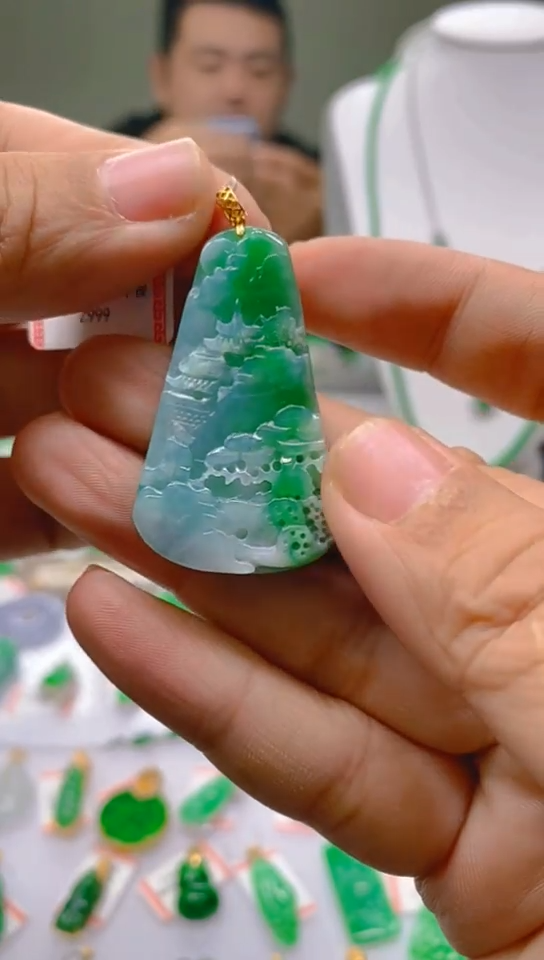 【闪购商品】翡翠颈饰18K金镶嵌新号开播，全场乱卖