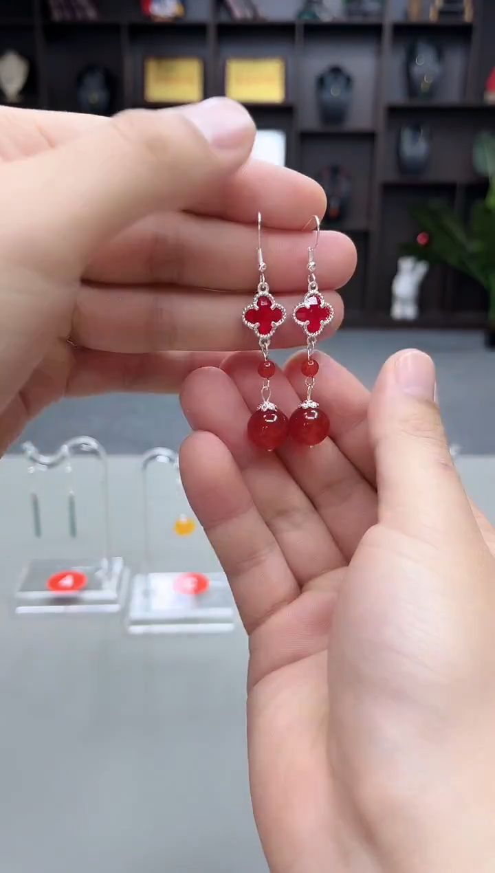 未镶嵌耳饰玛瑙/玉髓233000