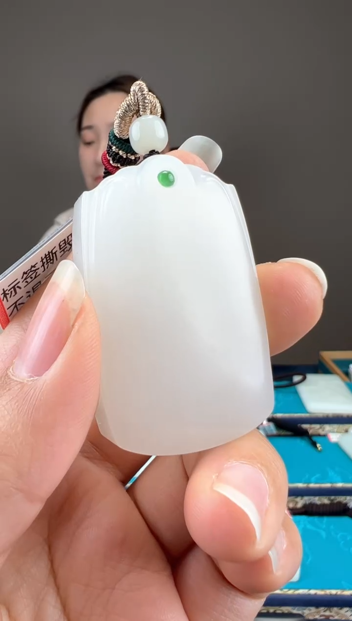 【闪购商品】和田玉颈饰未镶嵌1