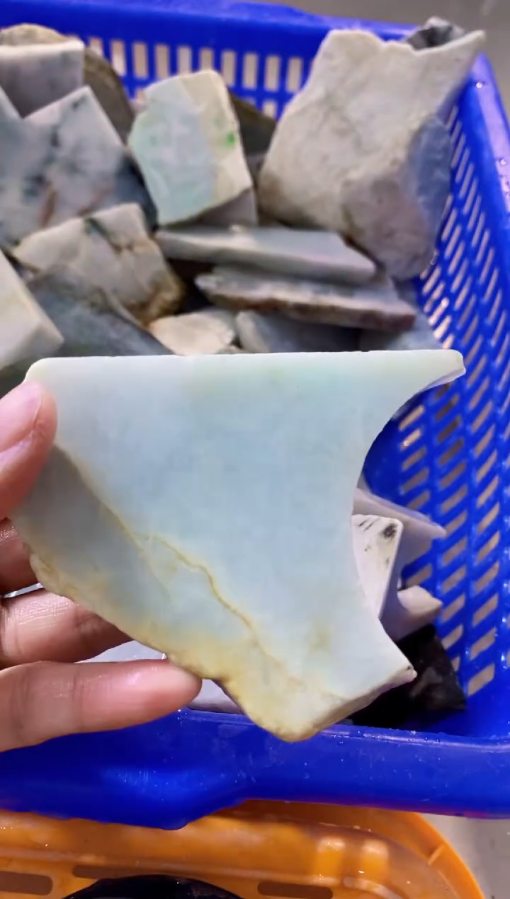 颈饰未镶嵌翡翠自*天然翡翠097