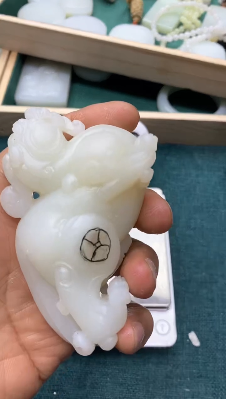 【闪购商品】定制和田玉精品把件