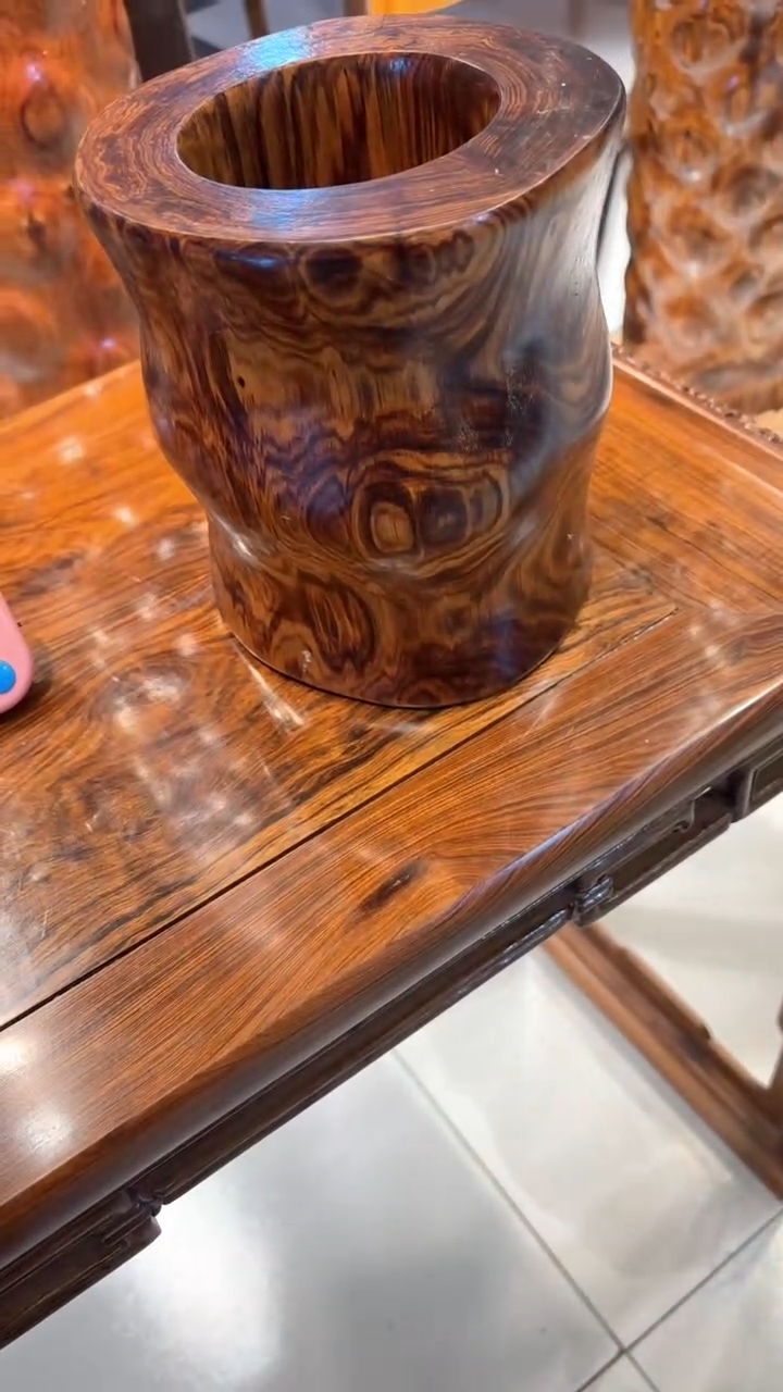 【闪购商品】木木雕黄花梨大笔桶320