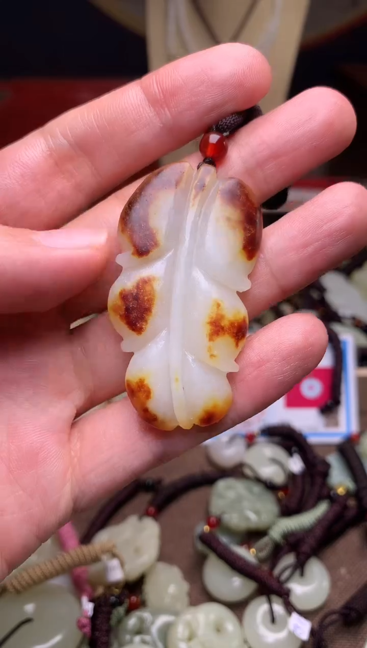 颈饰未镶嵌和田玉新疆料青海料清水和田玉吊坠