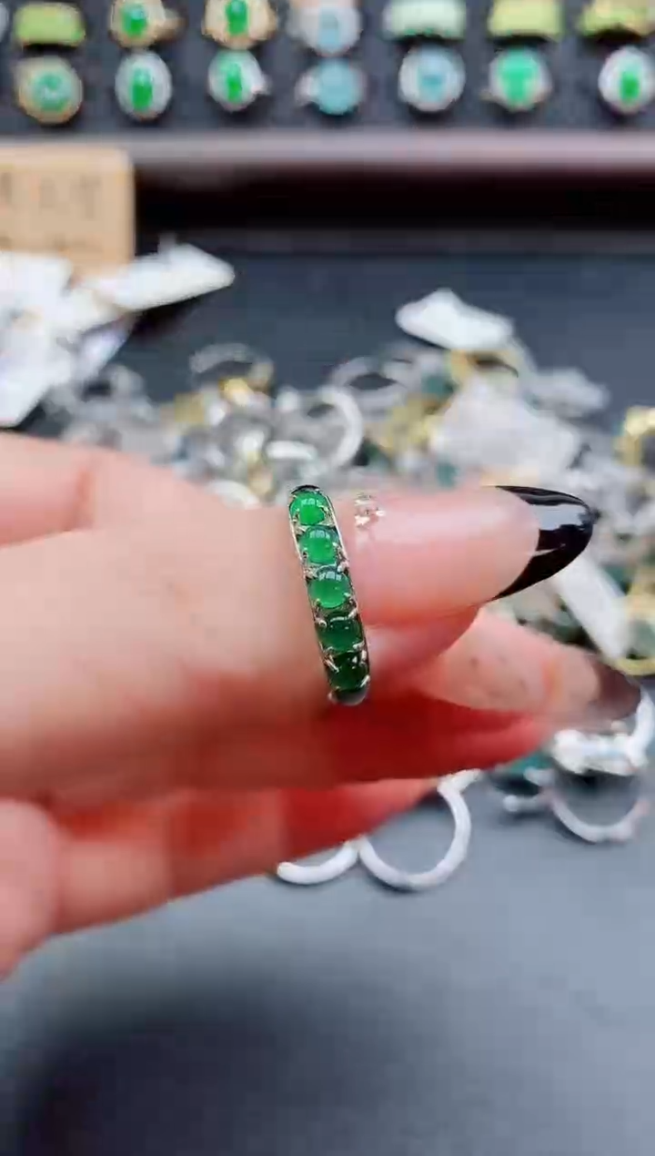 银S925镶嵌戒指翡翠1