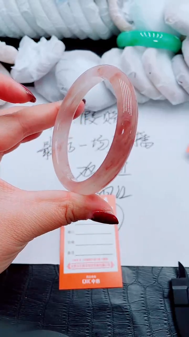 【闪购商品】石英质玉手镯未镶嵌Q258-62-61