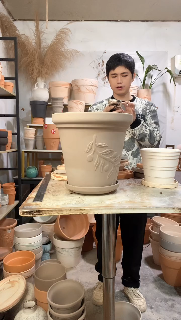 30*27灰陶橄榄枝 1盆1托