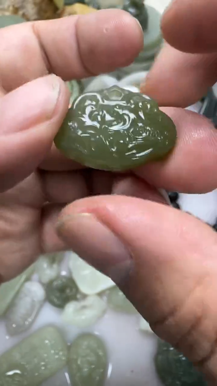 颈饰未镶嵌和田玉11