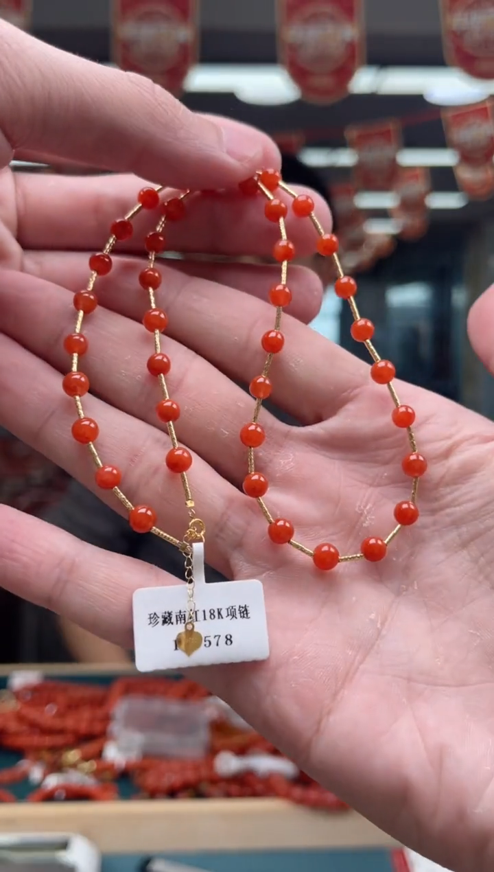 【闪购商品】南红玛瑙A3918K金镶嵌滴水洞项链-多样性发一件