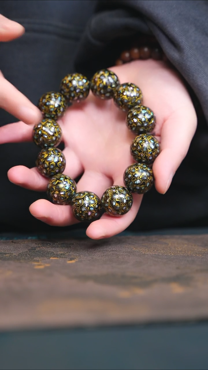 【闪购商品】大漆紫光檀黑金手串2.0