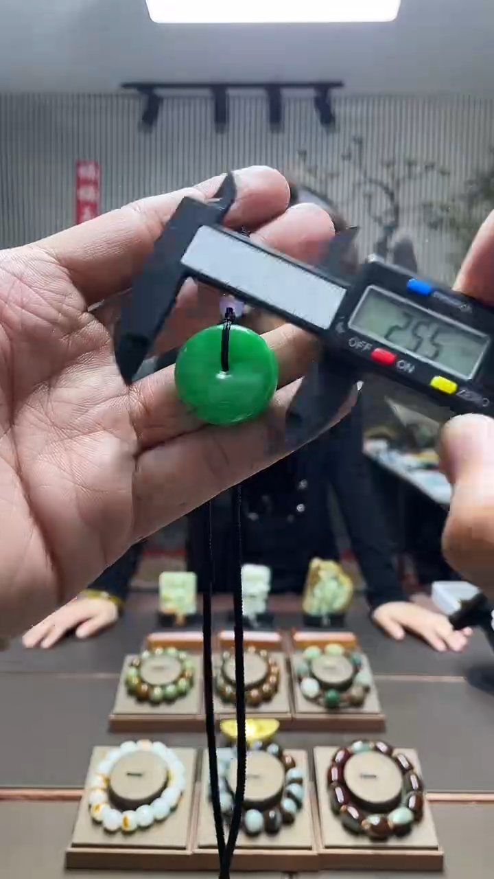 【闪购商品】翡翠挂件未镶嵌多样性发货任意一件