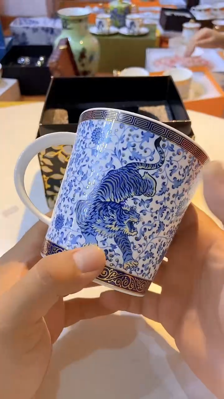 鸿辉家品牌瓷器，京东包邮！