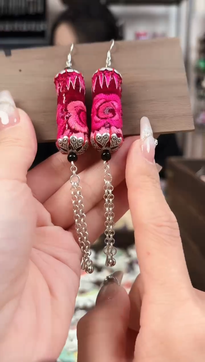 【闪购商品】织绣艺枝独秀手工饰品167