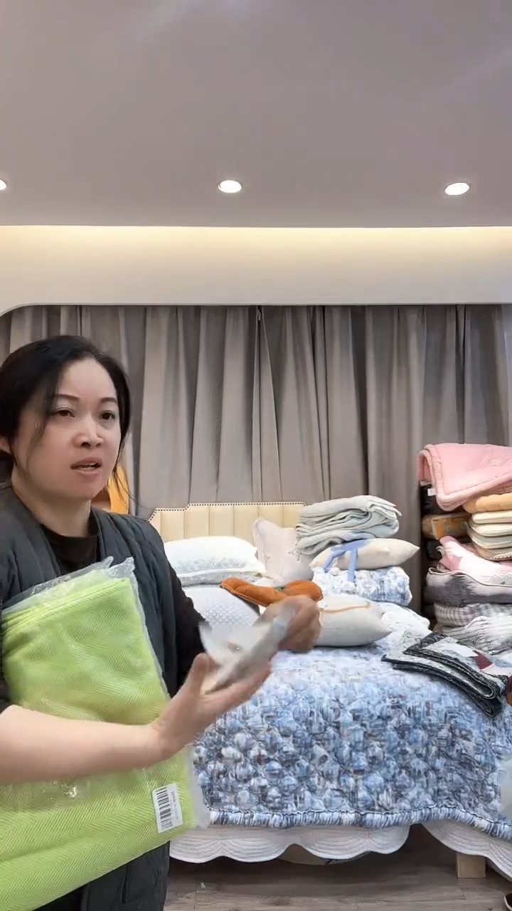 棉棉D13 毯子发一条不挑色