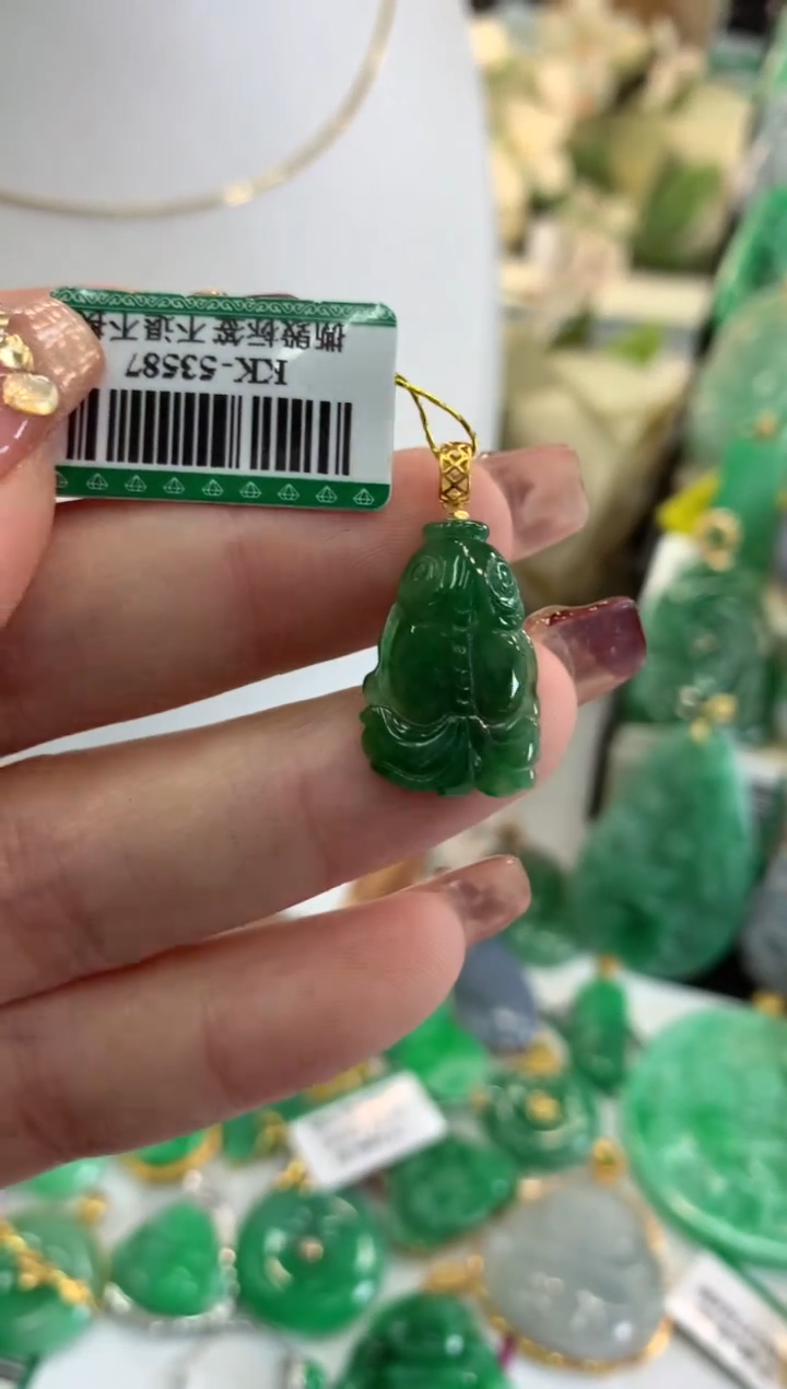 【闪购商品】翡翠吊坠(不含链)18K金镶嵌挂件