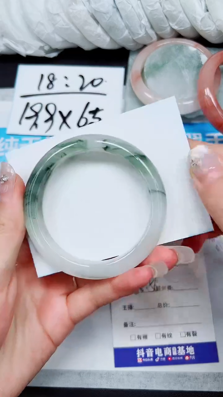 【闪购商品】石英质玉手镯未镶嵌A8-55`56`