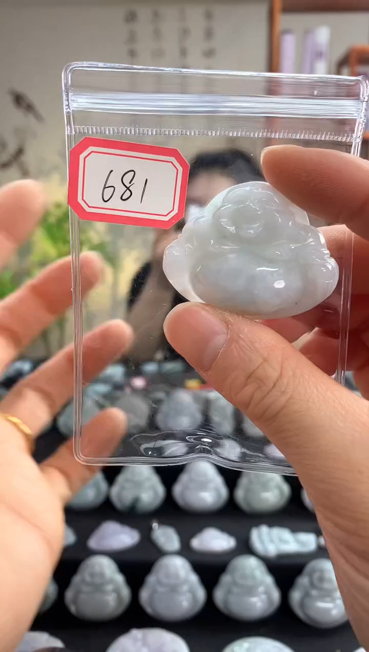 【闪购商品】翡翠颈饰未镶嵌佛公681