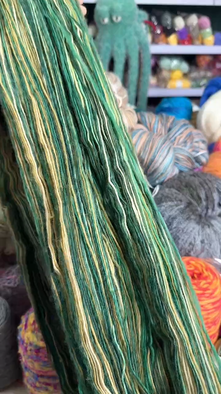 羊毛混纺油墨画 魔球羊毛 混纺线 1斤