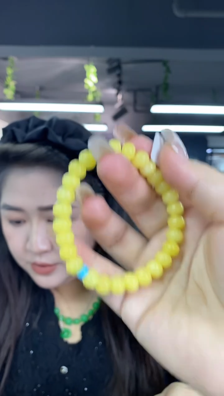 未镶嵌蜜蜡裸石多样性发其一颜色微差