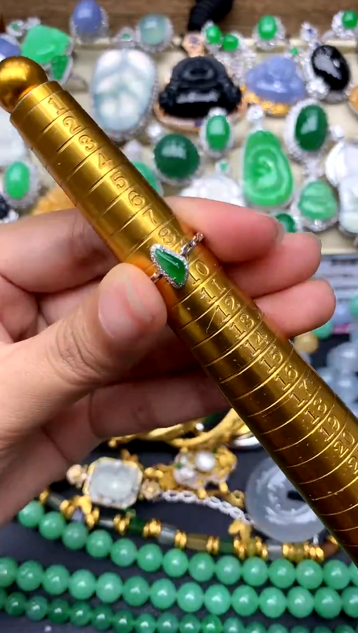 【闪购商品】翡翠戒指18K金镶嵌119-中国好珍宝