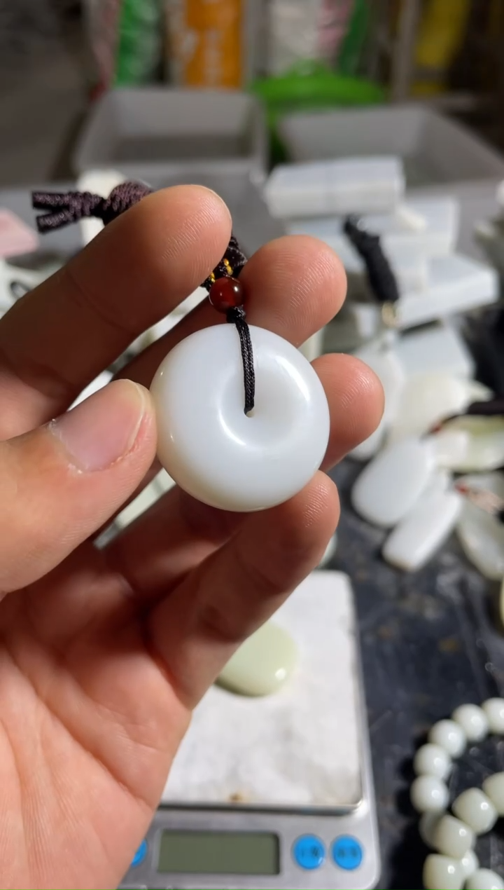 颈饰未镶嵌和田玉7