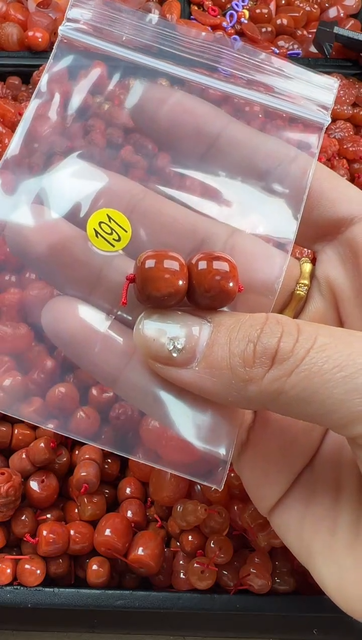 【闪购商品】南红玛瑙颈饰未镶嵌4