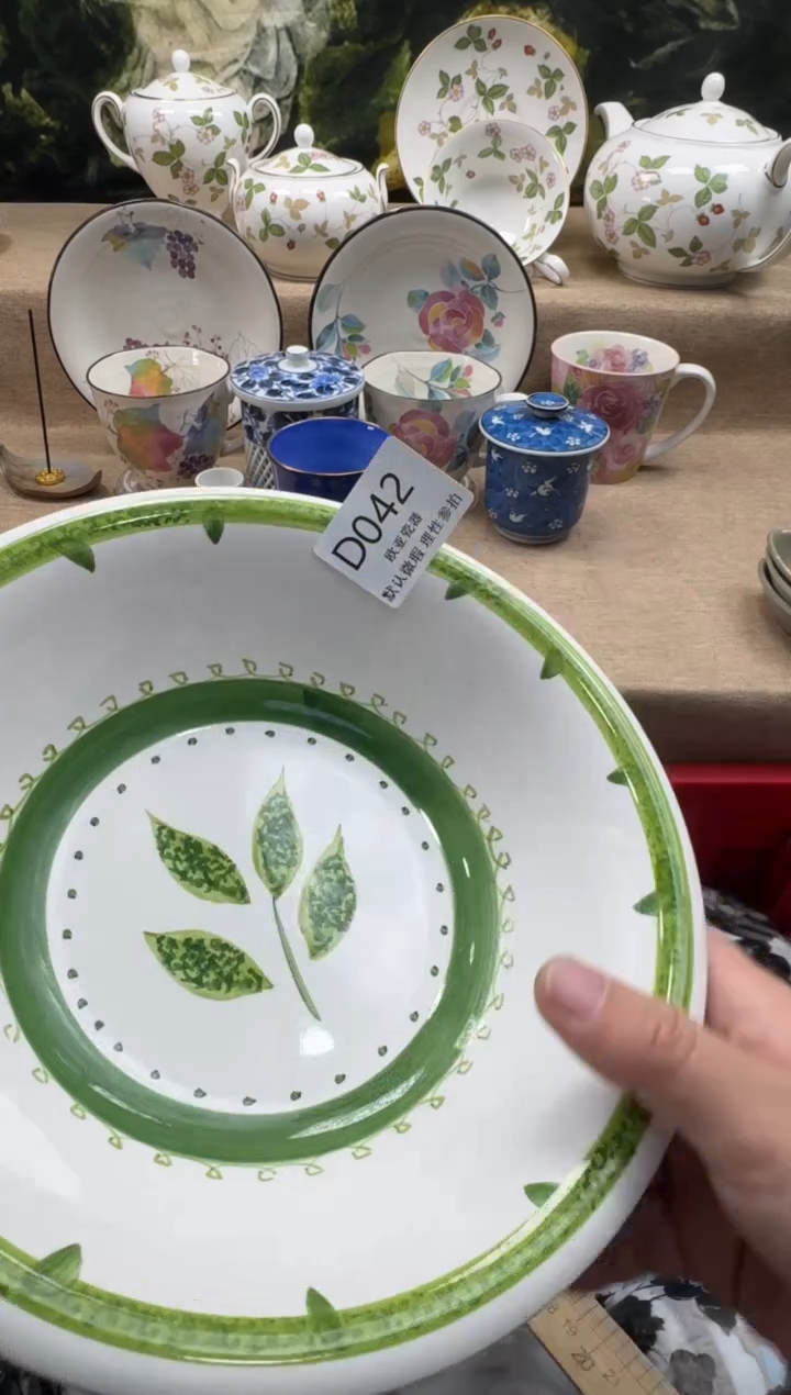 瓷片嫣*瓷片   D042