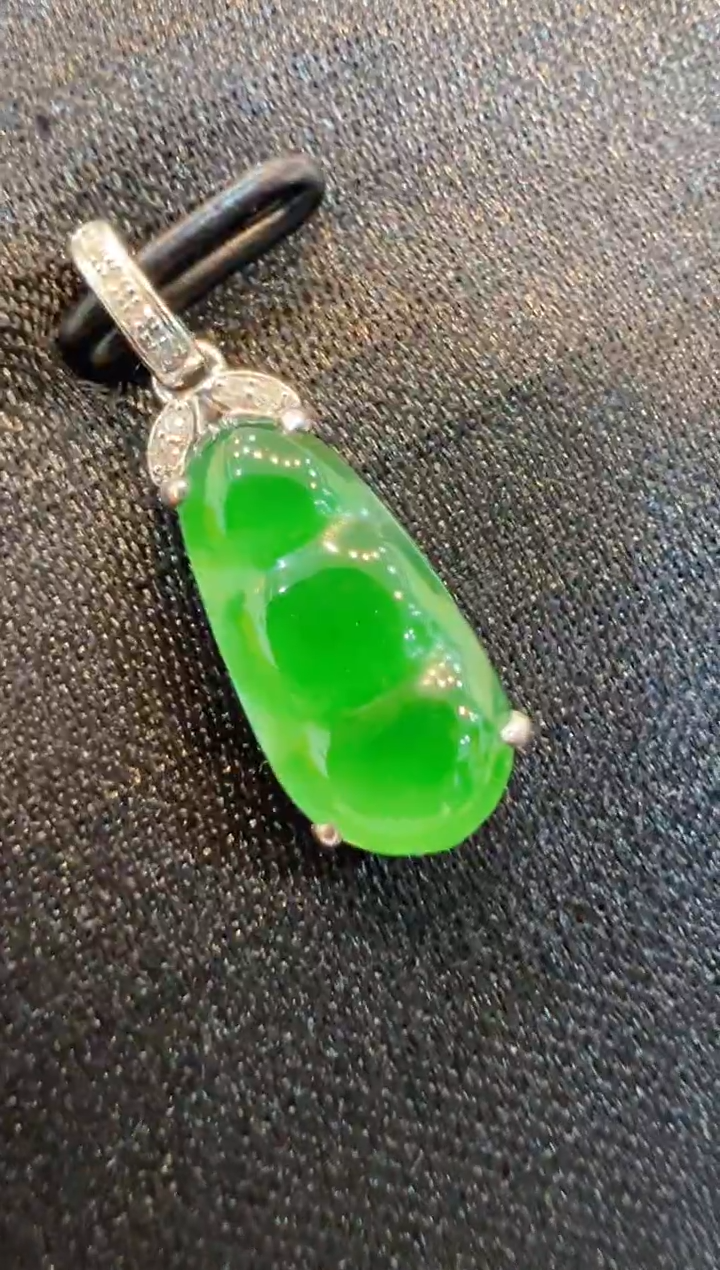翡翠18K金镶嵌吊坠(不含链)多样性团购发一件