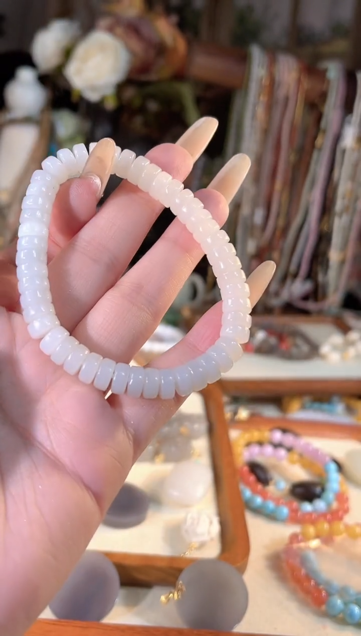 【闪购商品】和田玉手链未镶嵌多样性发货其一