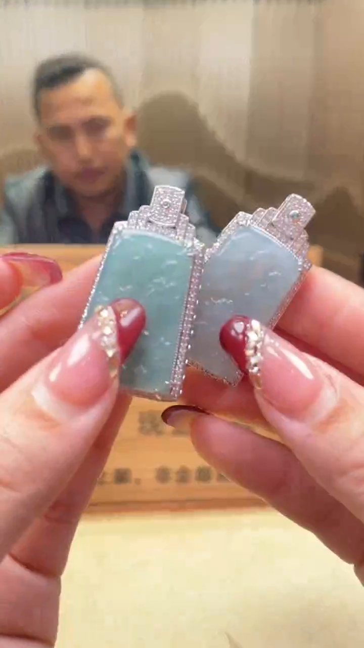 【闪购商品】翡翠颈饰未镶嵌多样性发货 (只发一件) *A58