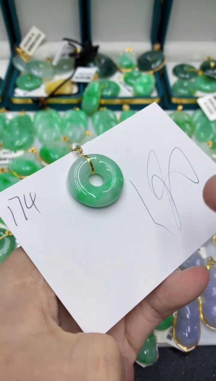 【闪购商品】翡翠颈饰18K金镶嵌号链接11111